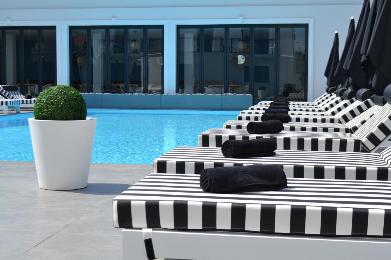 Krystal Boutique Mansion Hotel Hunedoara Buitenkant foto
